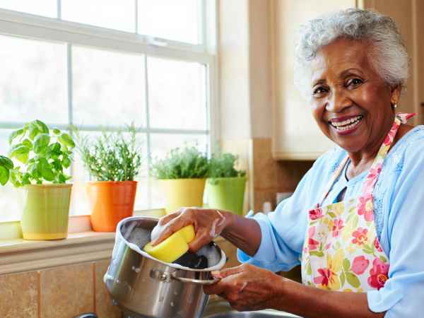 Discover the grandmothers' trick for pans that shine like new using just one ingredient