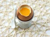 Recipe Coconut panna cotta with mango and orange eggs
