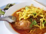 Recipe Thai khao soi khai (curry noodle soup)