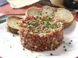 Recipe Spanish fuet tartar: an express version of classic steak tartar