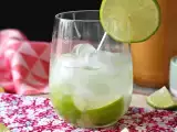 Recipe Lemon caipirinha: the easy-to-make brazilian drink without a cocktail shaker