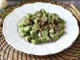 Recipe Pea gnocchi with mushroom sauce