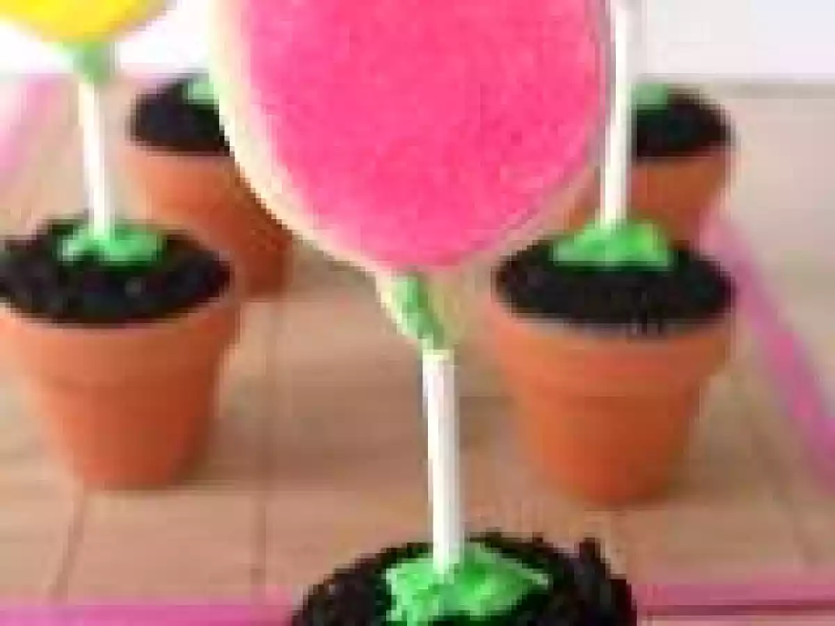 Cupcakes + Cookies = Flower Pots