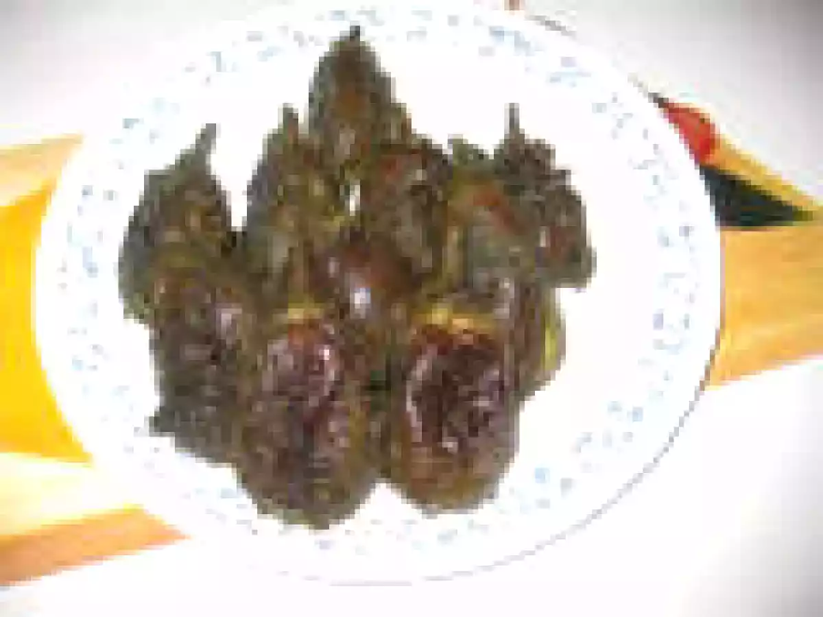Vankaya Kottimeera Karam Kura / Coriander Stuffed Brinjal Fry