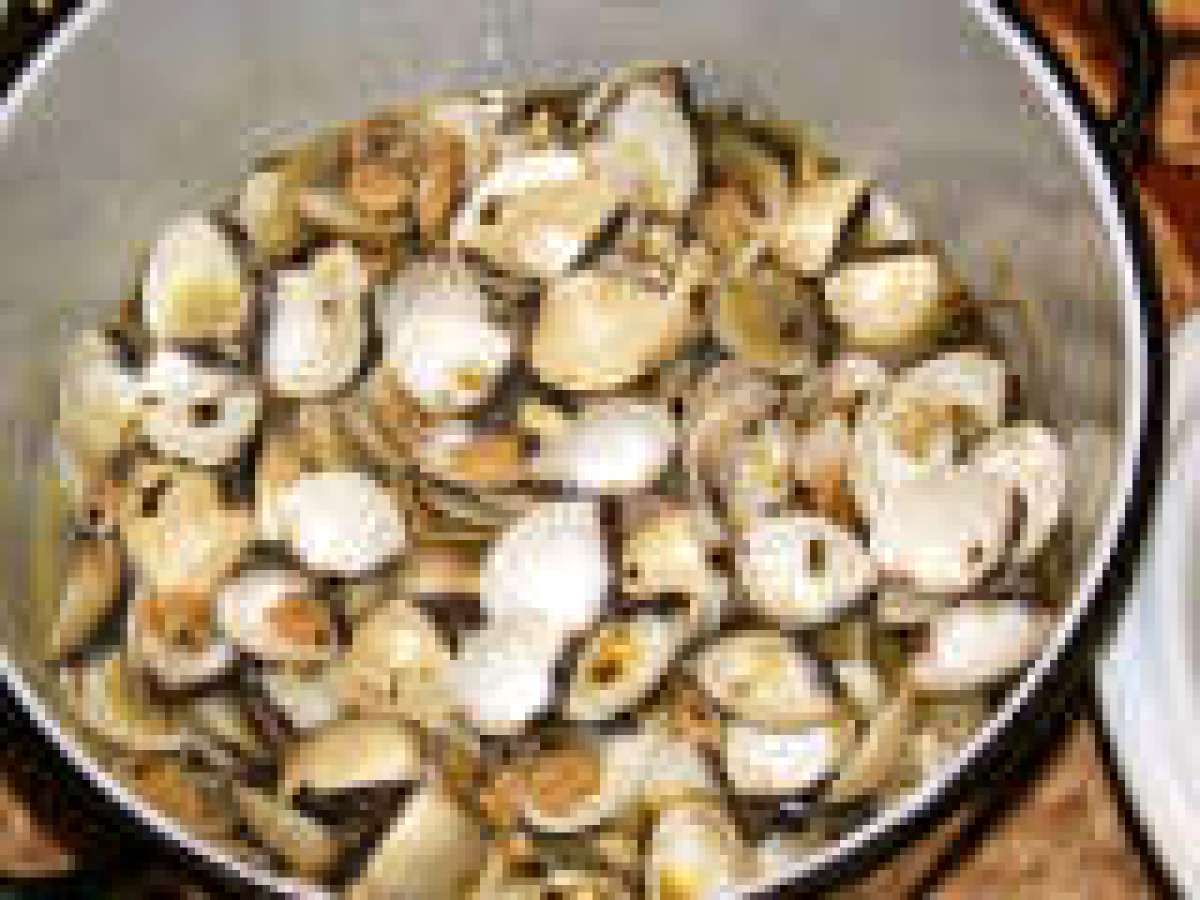 Portuguese traditional clams (ameijoas a bulhao pato), Recipe Petitchef
