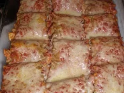 Recipe Spicy chicken lasagna roll-ups