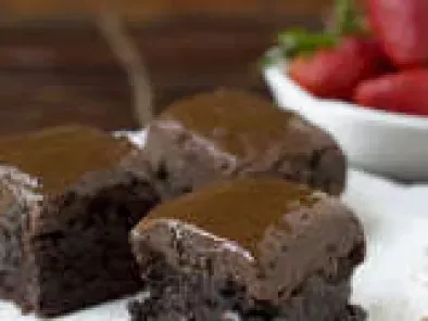 Chopping Chocolate: Dark Chocolate Buckwheat Brownies with Nutella Ganache (+ A Knife Giveaway!)