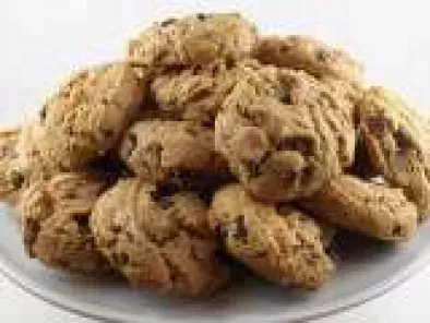 Big Batch Flourless Peanut Chocolate Chip Cookies