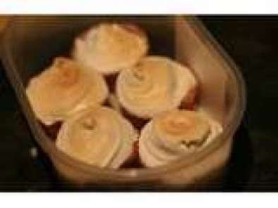 Recipe The Hummingbird Bakery's Lemon Meringue Cupcakes