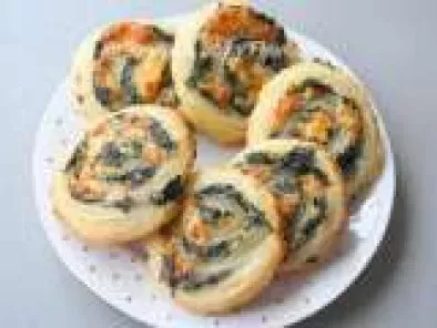 Spinach and Cheese Puff Pastry Pinwheels for Team India