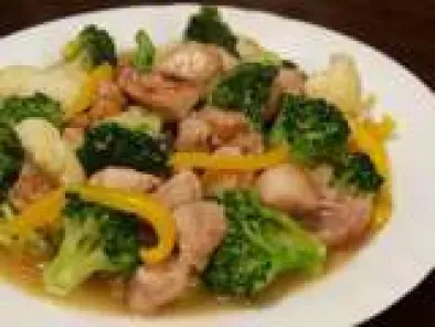 Chicken, Cauliflower and Broccoli Stir Fry