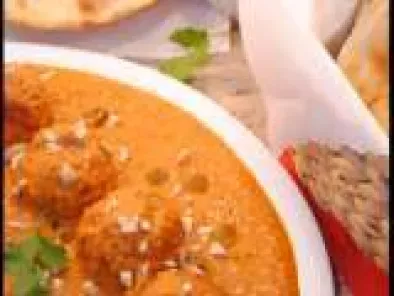 Stuffed Paneer Kofta Curry with Tandoori Roti