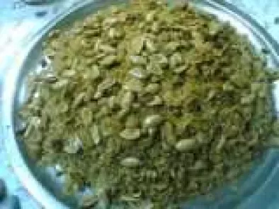 Rice with nuts ( roz bel khalta)