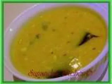 Narkel Diye moog dal (Bengali style) / Moong lentils with coconut