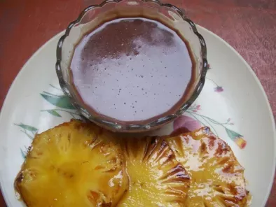 Recipe Grilled pineapple with chocolate sauce