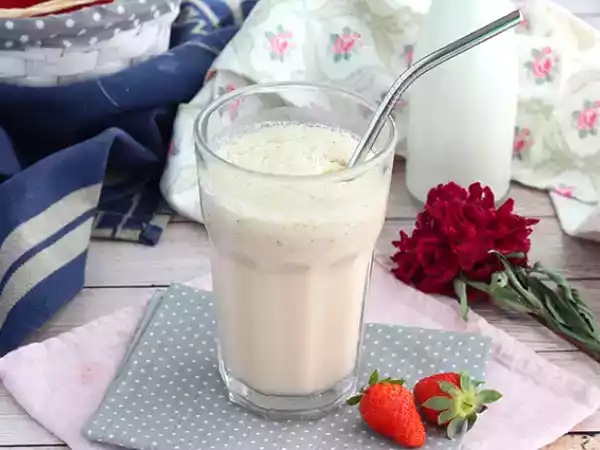 Recipe Strawberry and vanilla milkshake