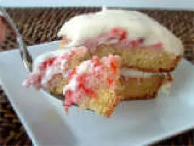 Pioneer Woman's Strawberry Shortcake Cake