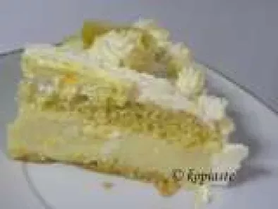 Lemon and Saffron Cake