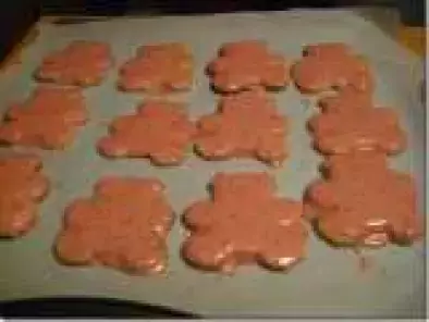 Strawberry Teddy Bear Cookies