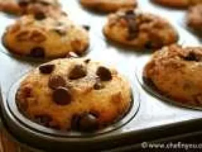 Chocolate Chip and Nut Muffins