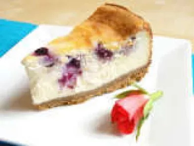 Eggless Blueberry and White Chocolate Baked Cheesecake