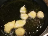 Zeppole (sweet ricotta fritters) - Preparation step 6