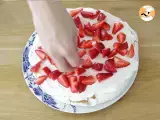 Pavlova with strawberries - Video recipe ! - Preparation step 6