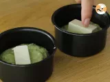 Zucchini soft cakes with Kiri cheese core - Preparation step 4