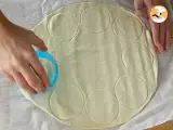 Pull apart pizza - Video recipe! - Preparation step 1