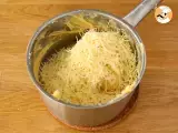 Cheese puffs - Video recipe! - Preparation step 1