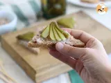Paté and pickles toast - Preparation step 5