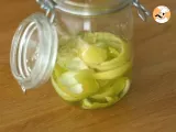 Homemade Limoncello, the Italian lemon liqueur - Preparation step 2