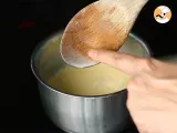 Raspberry mousse cake - Video recipe - Preparation step 4