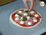 Simple tortilla pizza - Preparation step 3