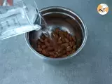 Apricot, tea and almonds energy balls - Preparation step 1