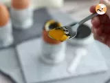 Soft-boiled egg with caviar - Preparation step 3