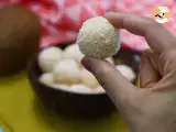 Coconut balls - brigadeiros with coconut - Preparation step 4