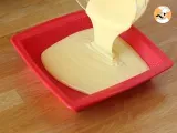 Yogurt cake in microwave - Preparation step 2