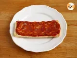 Chorizo and emmental cheese panini sandwich - Preparation step 2