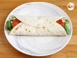 Sandwich wrap with chorizo, avocado and tomatoes - Preparation step 4