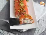 Salmon roll with ricotta cheese and pistachios, the perfect appetizer for Christmas parties - Preparation step 6