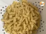 Super creamy pasta salad, ready in 10 minutes - Preparation step 1