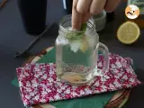 Spritz Hugo with elderflower syrup, a fresh and sweet cocktail - Preparation step 4