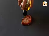 Tomato and Serrano ham toast - The perfect Spanish tapas - Preparation step 3