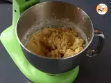 XXL cookies with hazelnut milk chocolate and peanut praline - Preparation step 3