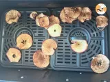 Air Fryer cinnamon apple chips - Preparation step 5