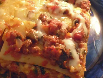 A Special Weekday Edition of Sunday Suppers: Happy Drunken Beach Lasagna