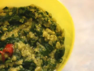 Andhra-style Moong Dal Palak / Spinach and Lentil Curry Recipe