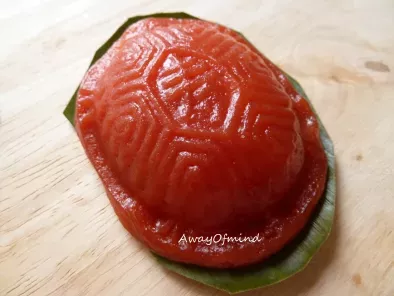 Angkoo Kueh (Red Tortoise Cake)