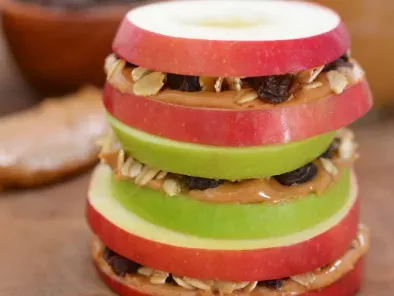 Apple Sandwiches with Granola and Peanut Butter